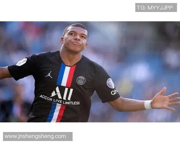 足球明星纪念公仔收藏揭秘球迷心中的珍贵宝藏与投资价值分析