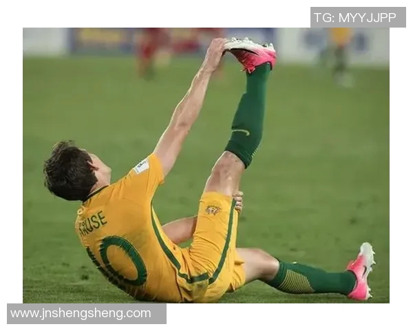 足球明星频繁受伤的原因分析与应对策略探讨