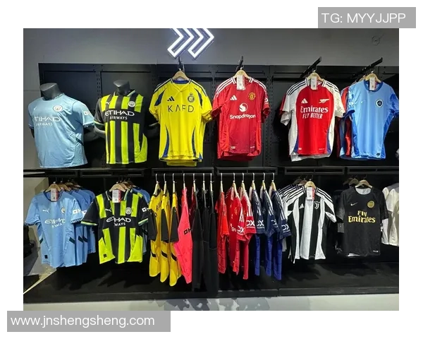 12号球衣的足球明星菜鸟崛起之路与未来潜力分析