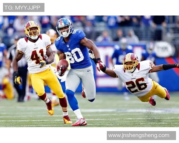 球鞋转场的足球明星盘点他们如何在运动品牌中崭露头角