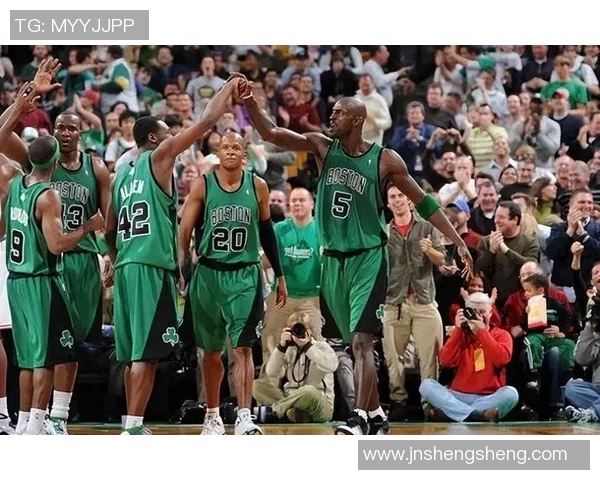 凯尔特人对阵奇才比赛中爆发激烈冲突引发球迷热议 凯尔特人对阵奇才比赛中爆发激烈冲突引发球迷热议