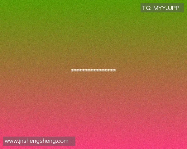 篮球明星在比赛中向前倾斜的精彩瞬间展现力量与激情的完美结合 篮球明星在比赛中向前倾斜的精彩瞬间展现力量与激情的完美结合